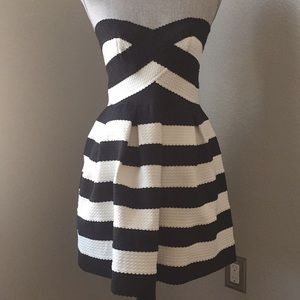 Black/White SANS SOUCI Mini Dress Size Large